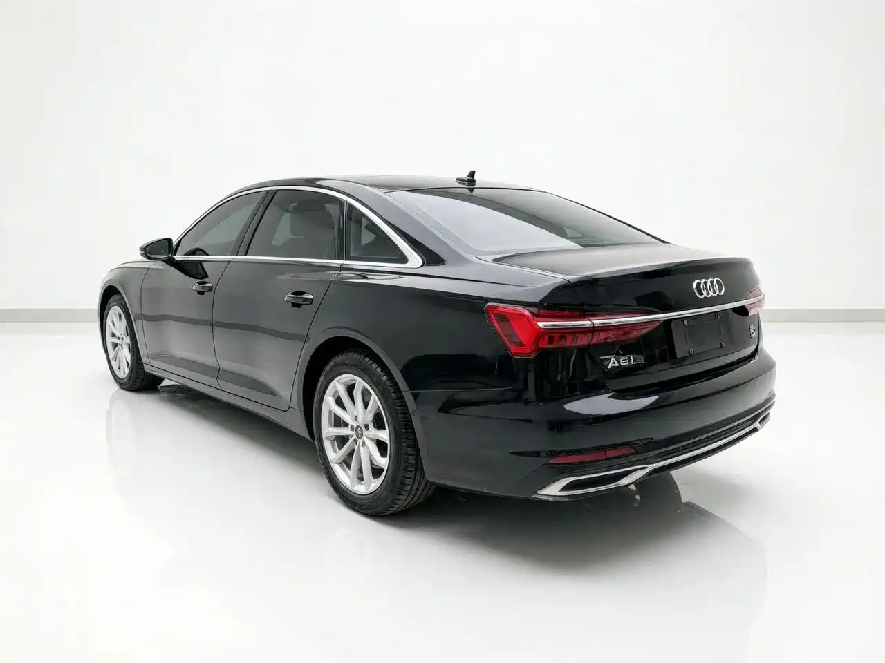 Audi A6L 2023 40 TFSI Luxury Elegance фото 6