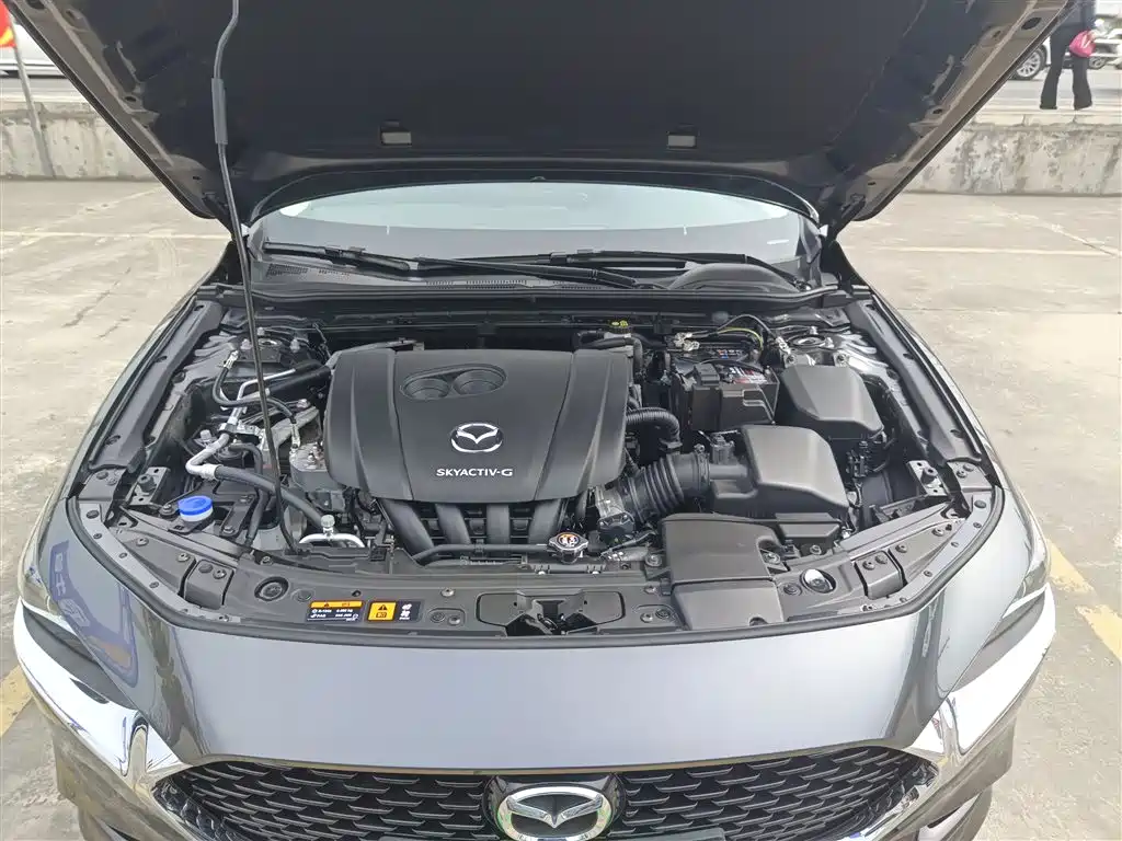 MAZDA 3 ANGKESAILA