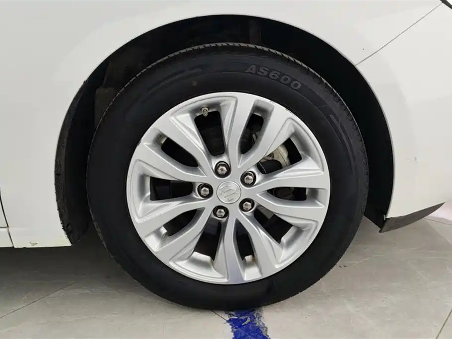 Buick Excelle 2021 Facelift Exemplar 1.5L Auto Elite фото 6