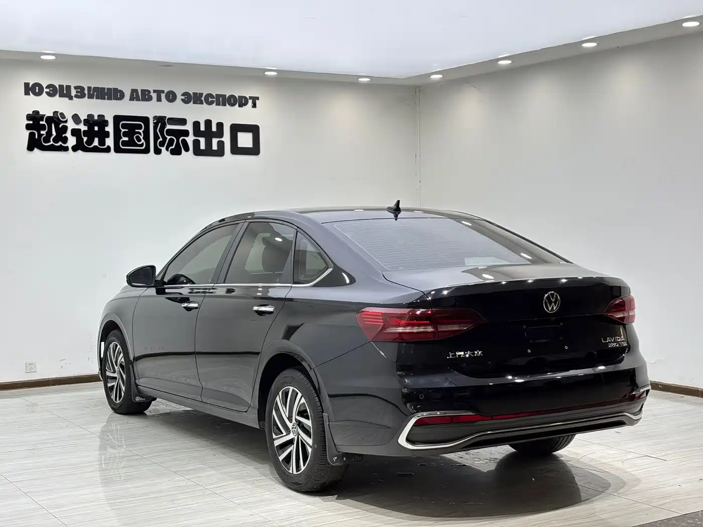 Volkswagen Lavida 2023 Model 280TSI DSG Eternal Edition фото 9