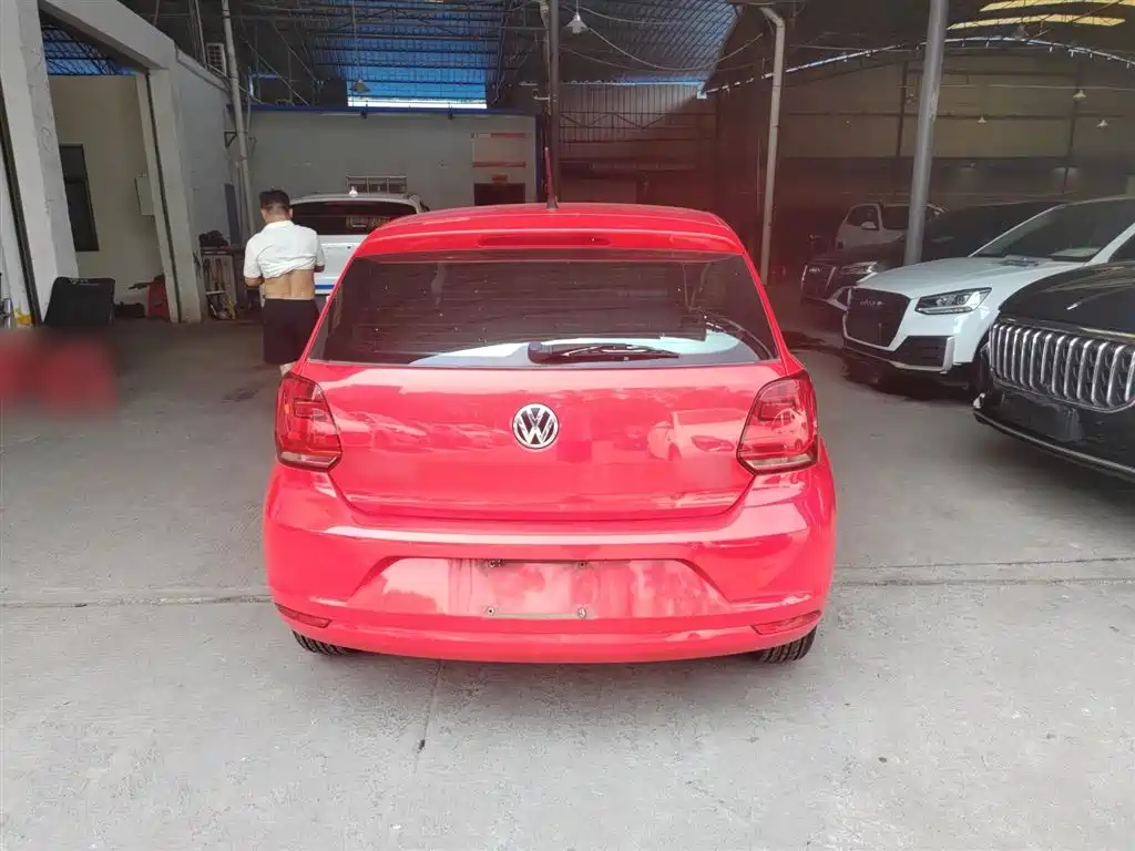 Volkswagen Polo 2018 1.5L Auto Safe Drive фото 6