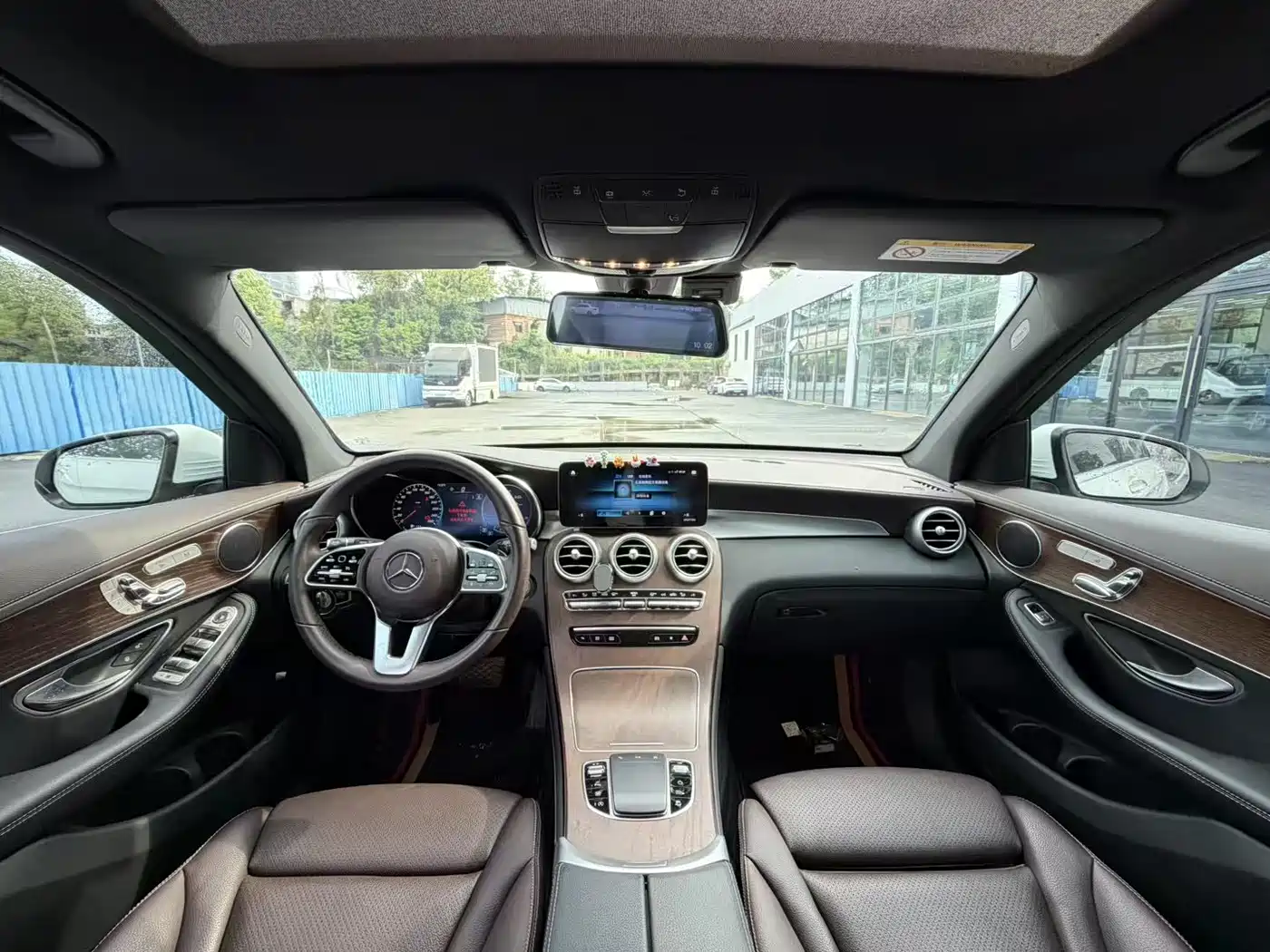Mercedes-Benz GLC 2022 Model GLC 260 L 4MATIC Luxury Edition фото 5