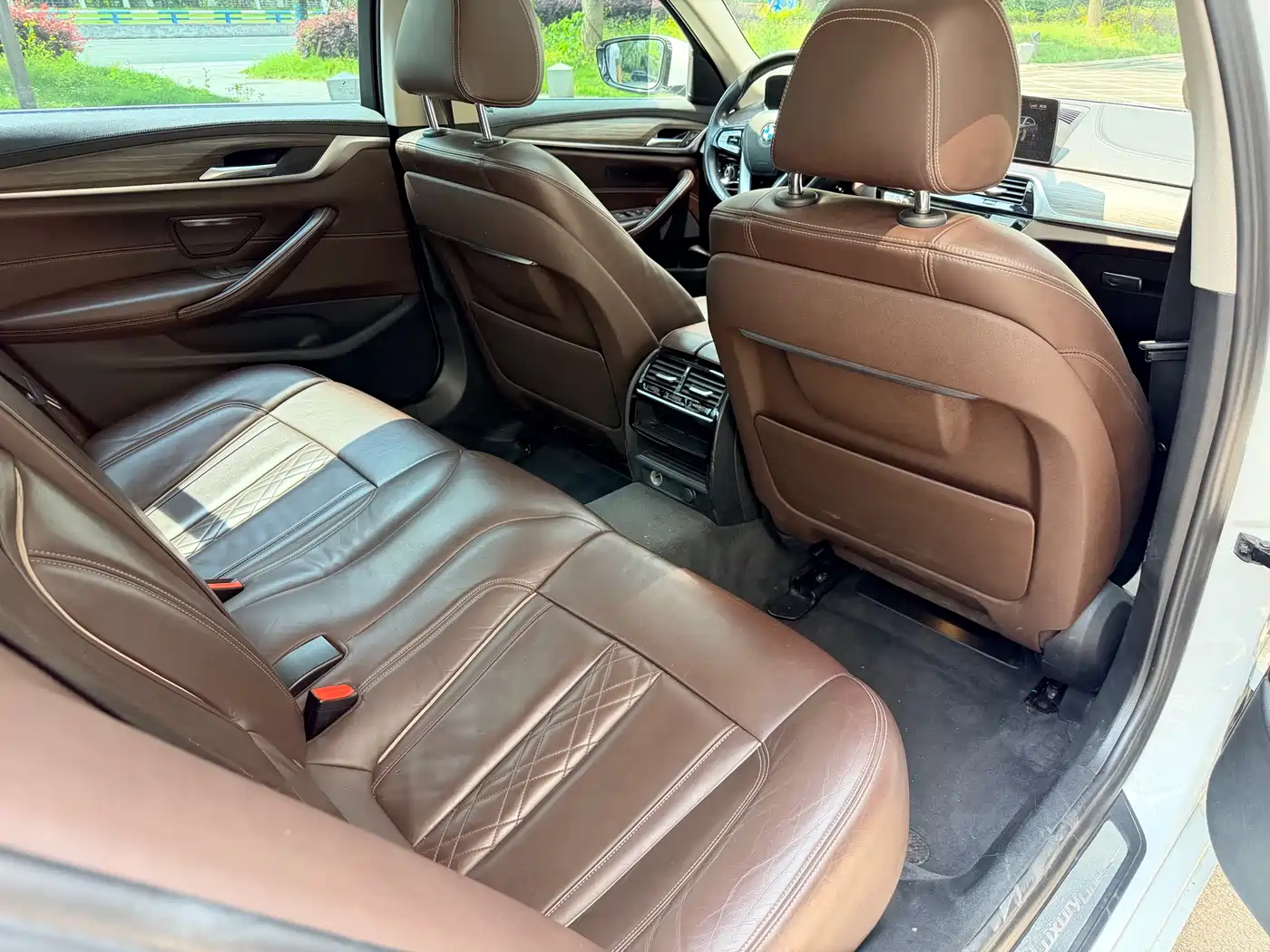 BMW 5 Series 2019 530Li xDrive Luxury Package фото 13