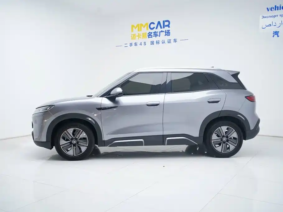 صورة 10 - BYD Yuan UP