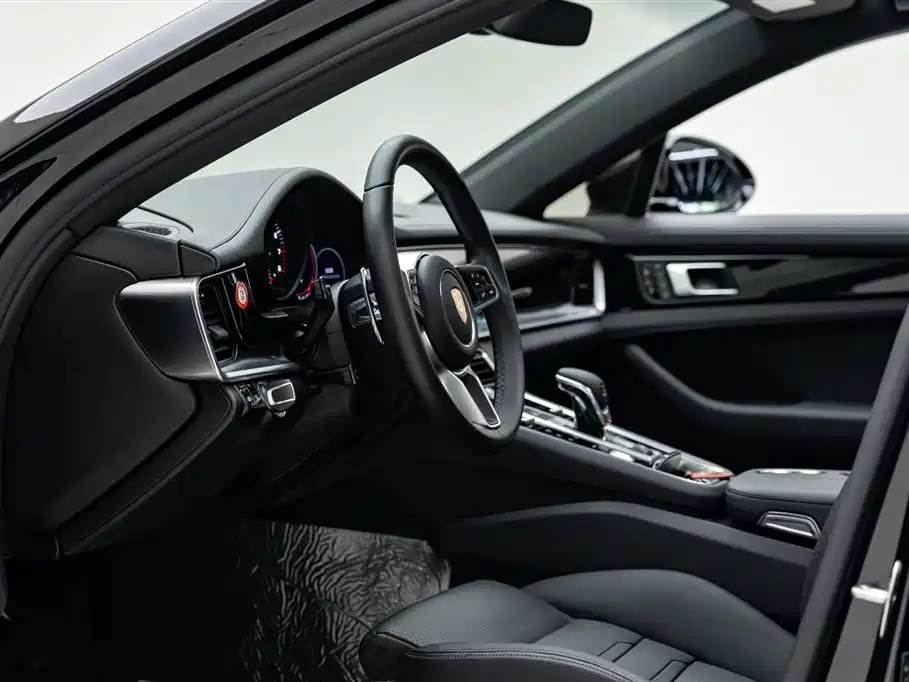 Porsche Panamera 2017 Panamera 3.0T фото 8