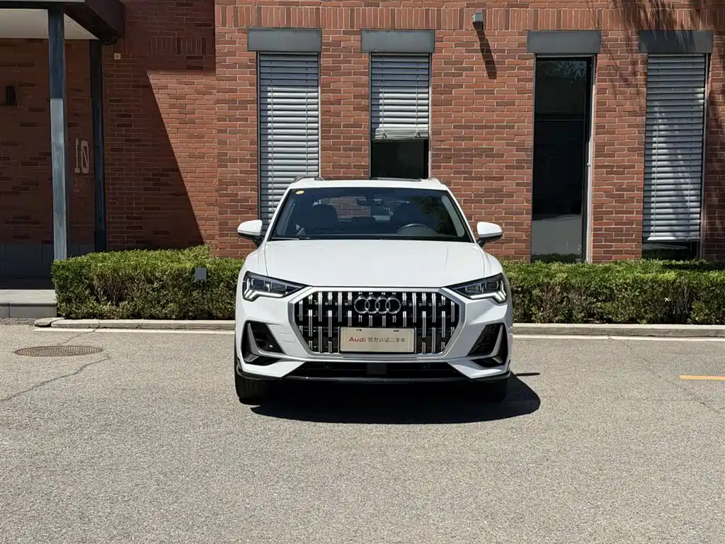 Audi Q3 2024 35 TFSI Fashion Elegance фото 12