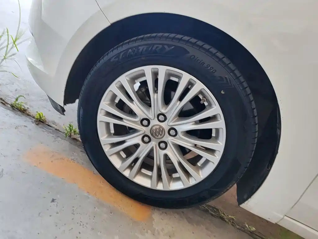 Фото 23 - Buick Excelle