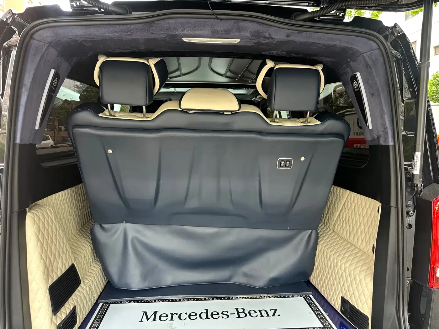 Mercedes-Benz Vito 2021 2.0T Business Edition 7-seater фото 14