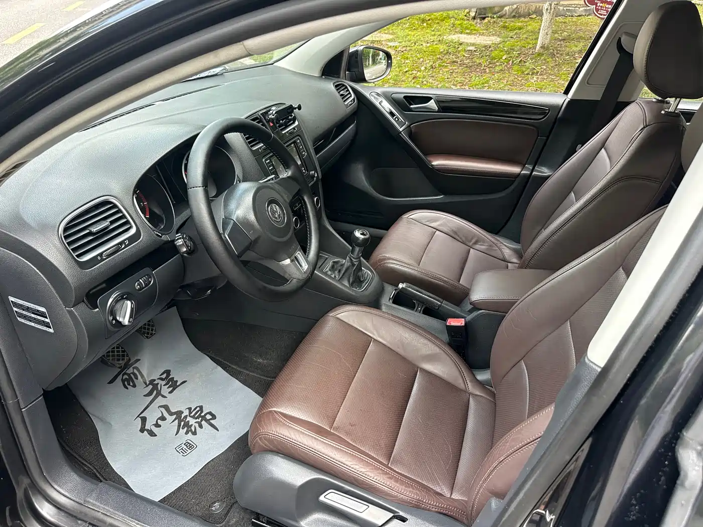 Volkswagen Golf 2012 1.4TSI Manual Comfort Type фото 9