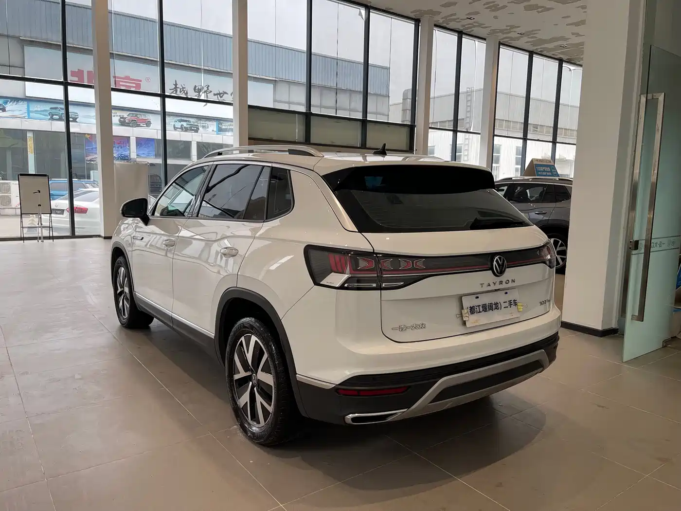 Volkswagen Tayron 2023 300TSI 2WD Luxury Plus Advanced Edition фото 7