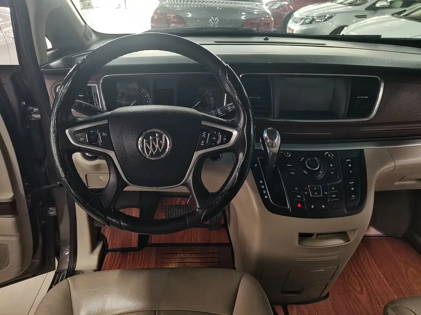 Buick GL8 2017 25S Luxury China V фото 7