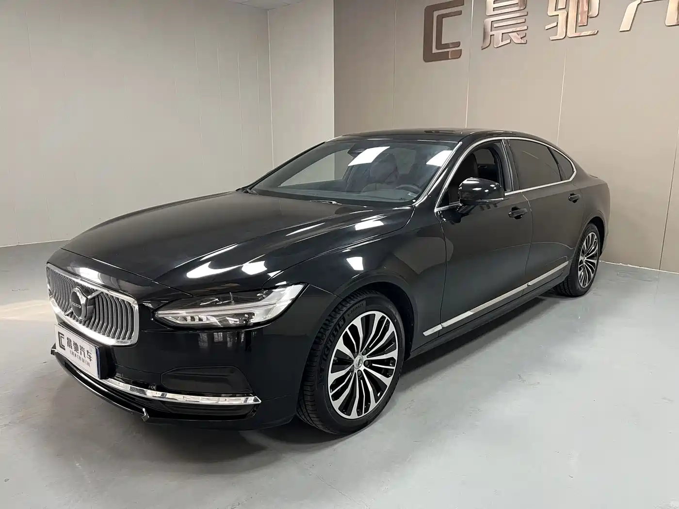 Volvo S90 2025 2025 B5 Zhiyi Luxury Edition