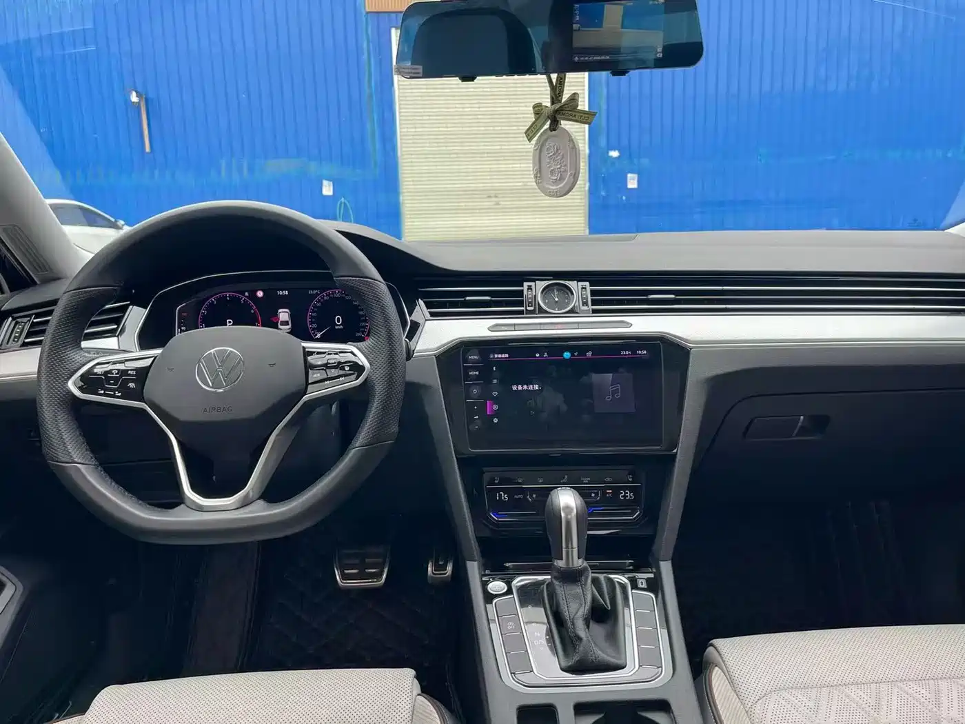 Volkswagen Magotan 2023 Model 2 Million Commemorative Edition 330TSI DSG Luxury фото 8