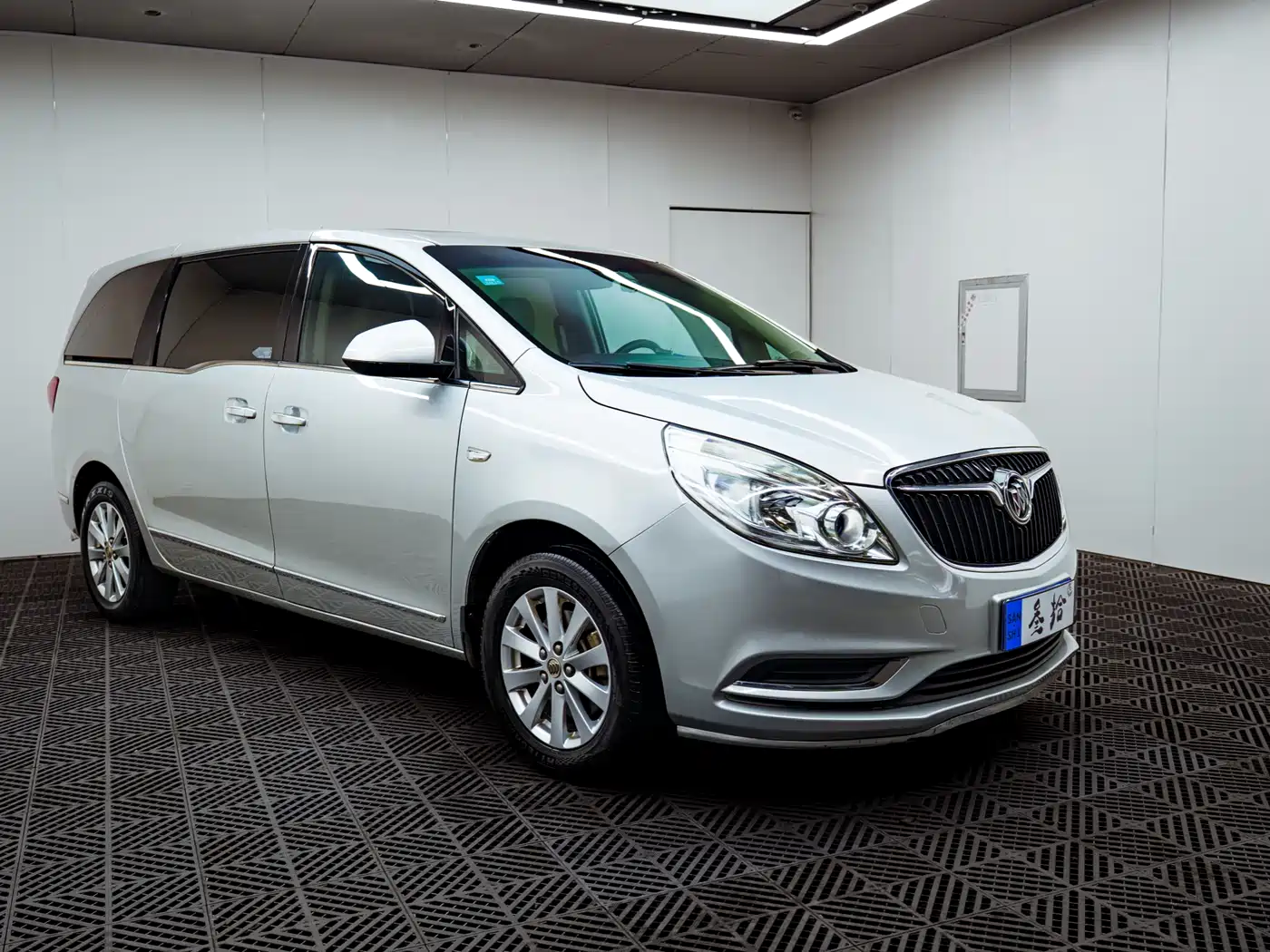 Buick GL8 2017 25S Premium Model China V фото 5