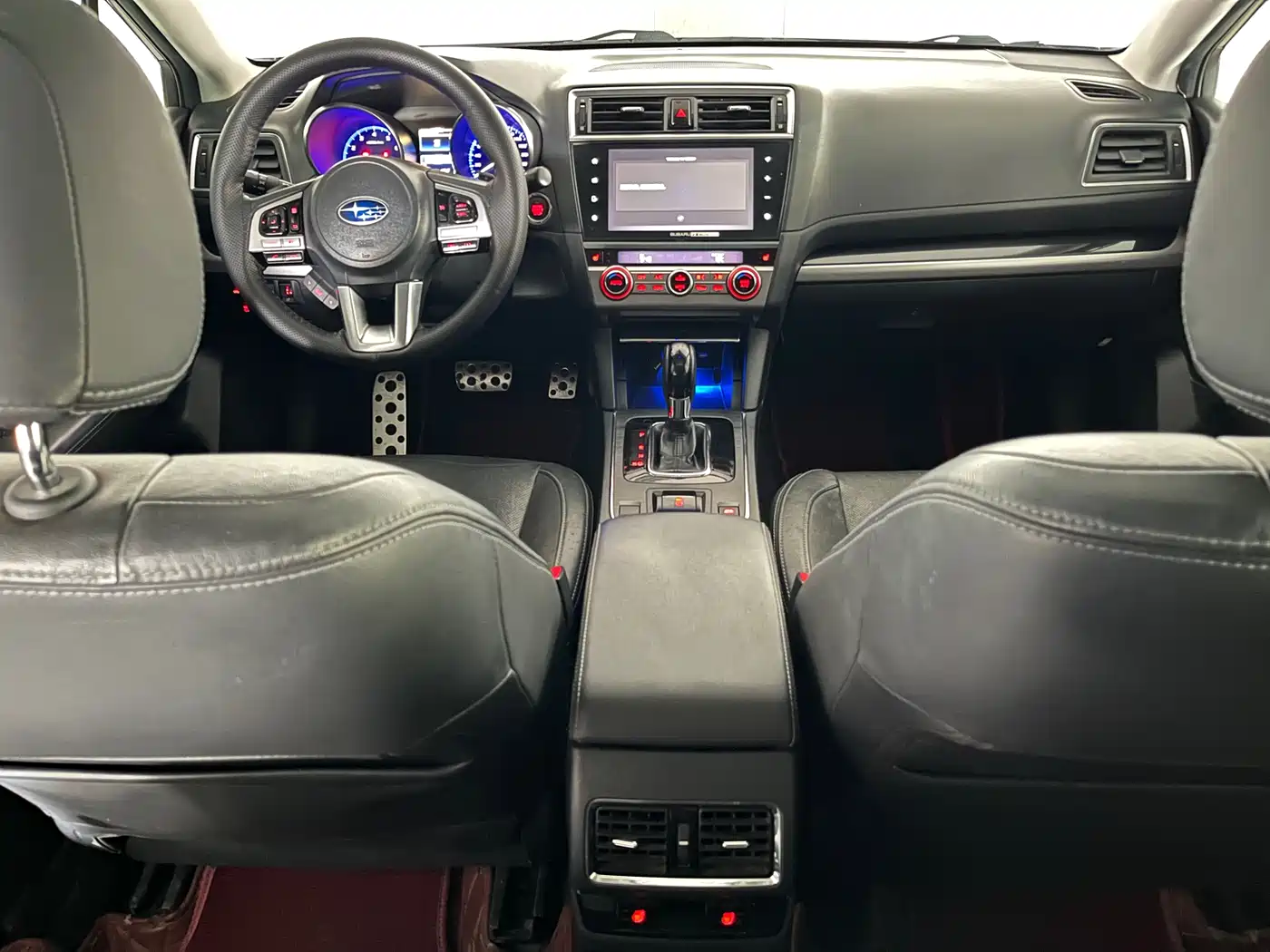 Subaru Legacy 2016 2.5i AWD Glory Edition фото 15