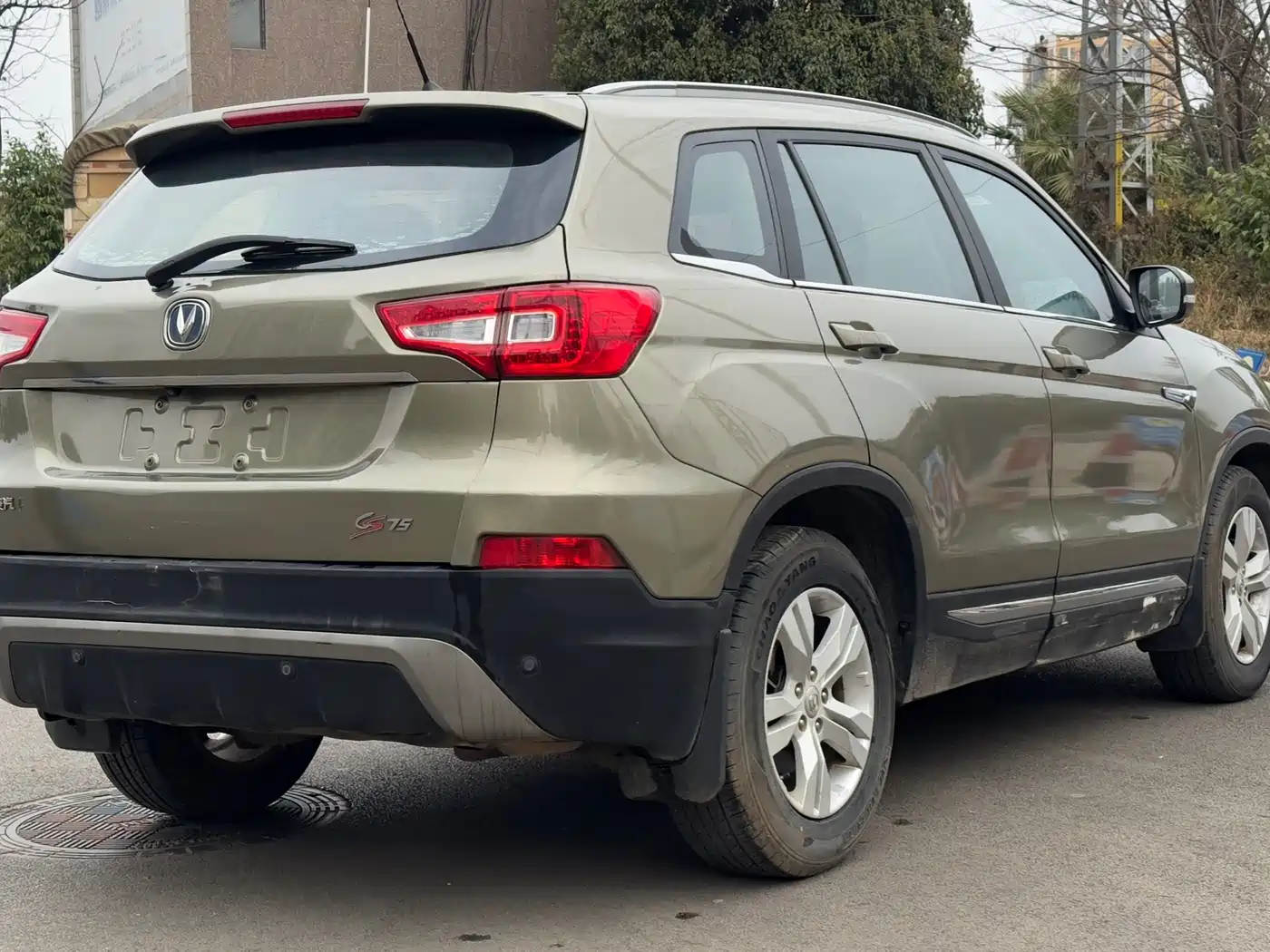 Фото 10 - Changan CS75