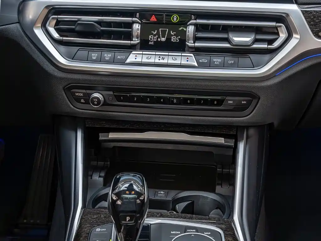 BMW 3 Series 2021 Facelift 325Li M Sport Package фото 13