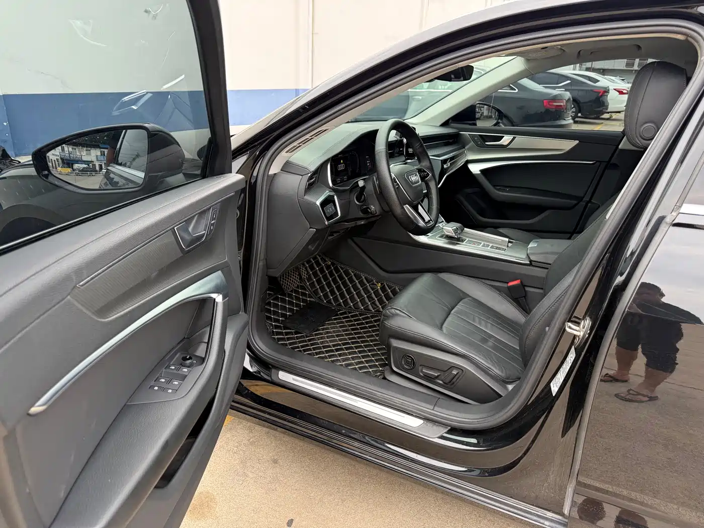 Audi A6L 2022 45 TFSI Premium Elegance фото 4