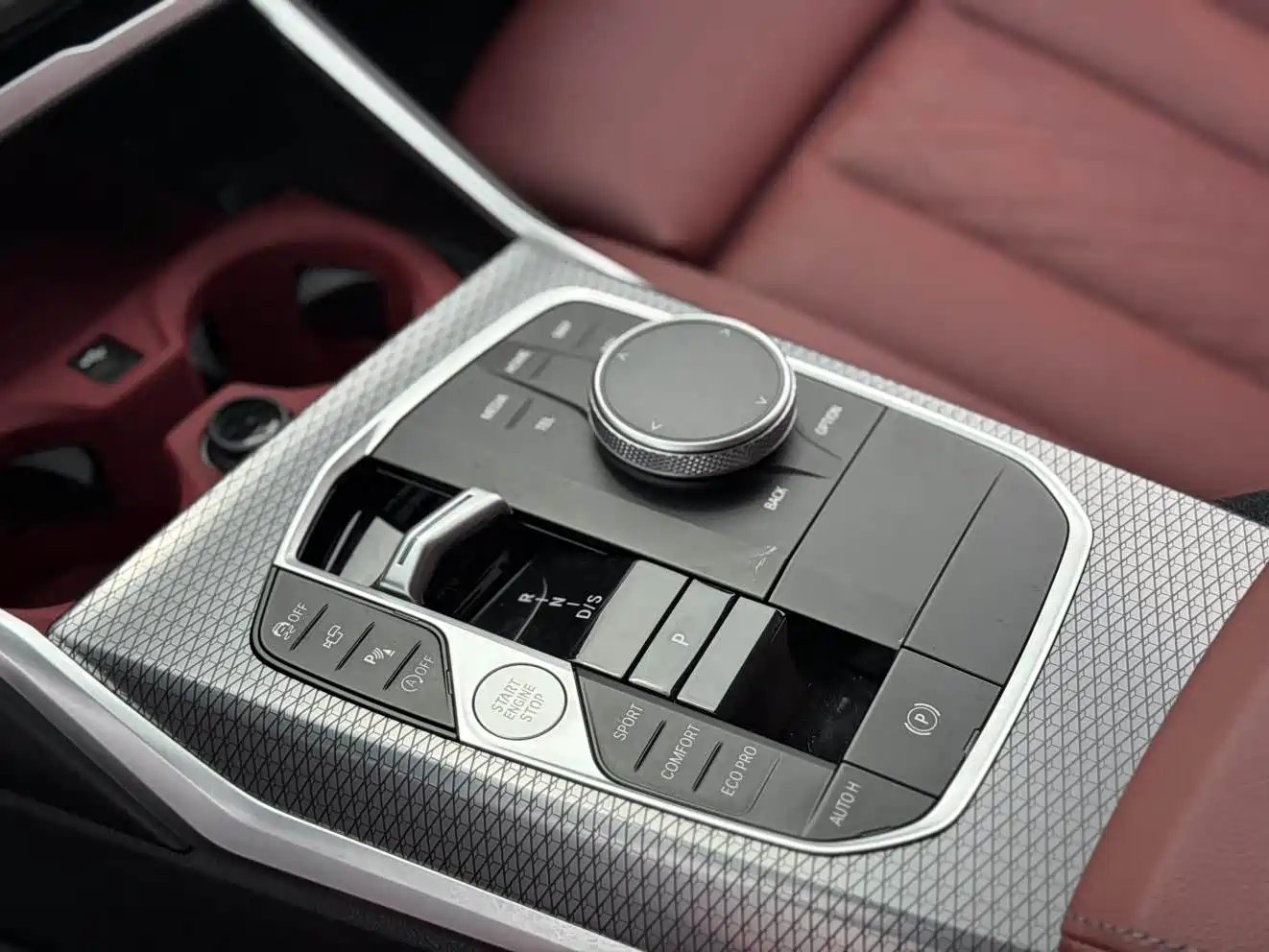BMW 3 Series 2023 325Li M Sport Black Night Package фото 16
