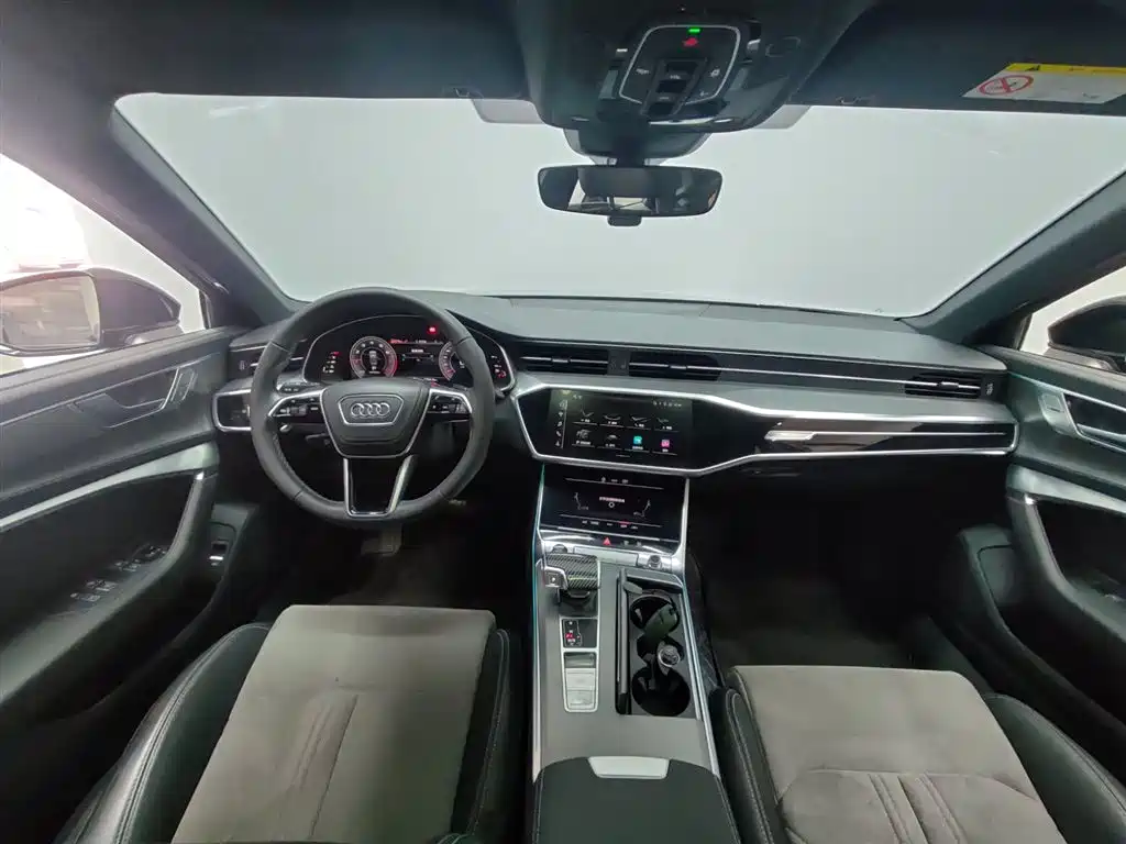 Audi A6L 2023 Facelift 45 TFSI Premium Dynamic фото 6