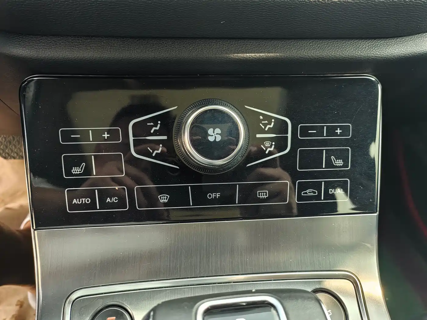 Hongqi H5 2018 30TD Dynamic Edition фото 8
