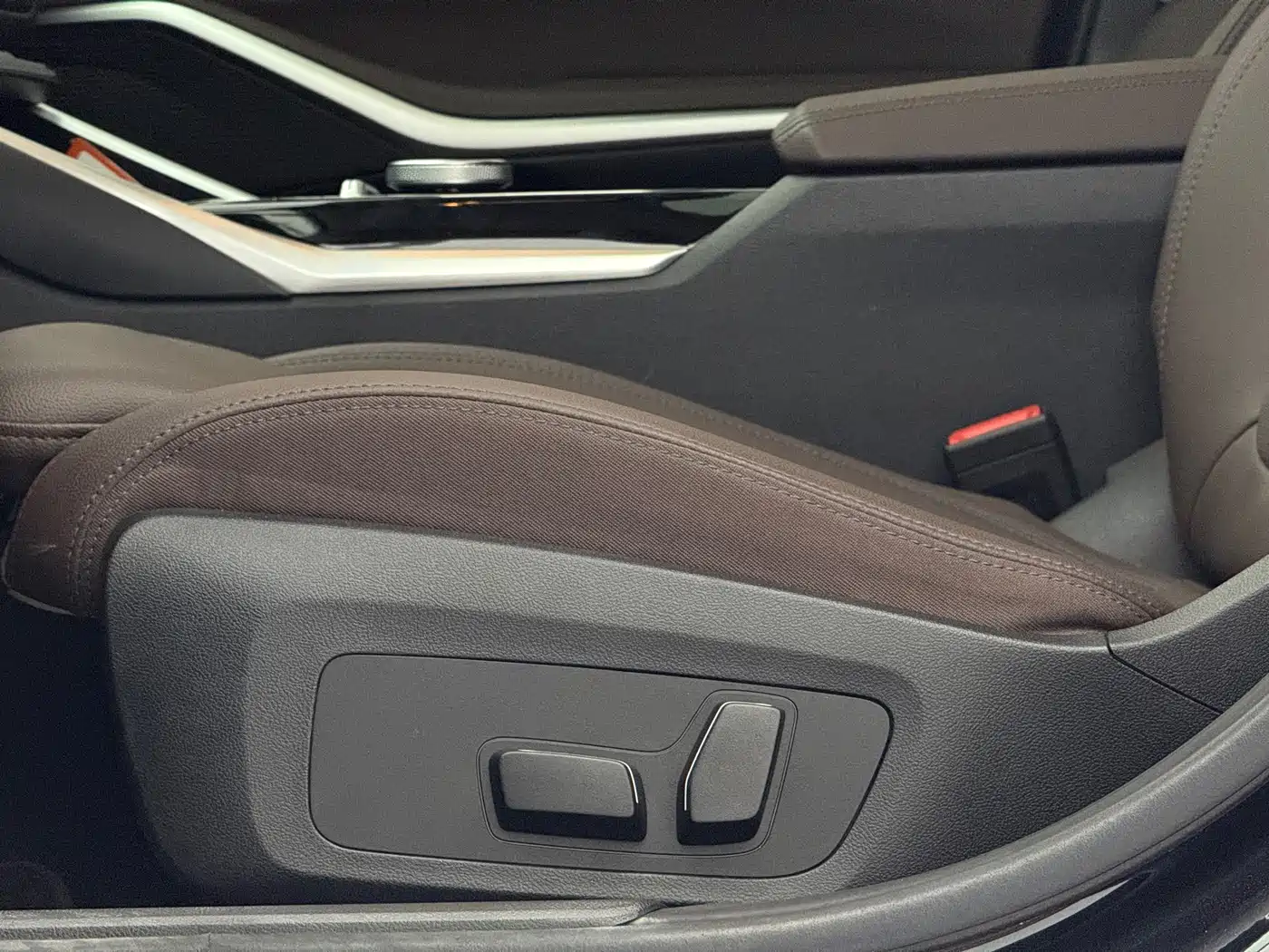 BMW 3 Series 2024 320i M Sport Package фото 17