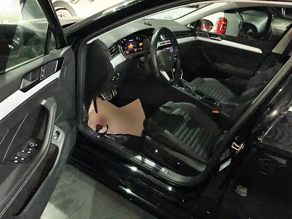 Volkswagen Magotan 2025 Popular Edition 280TSI DSG Comfort фото 16