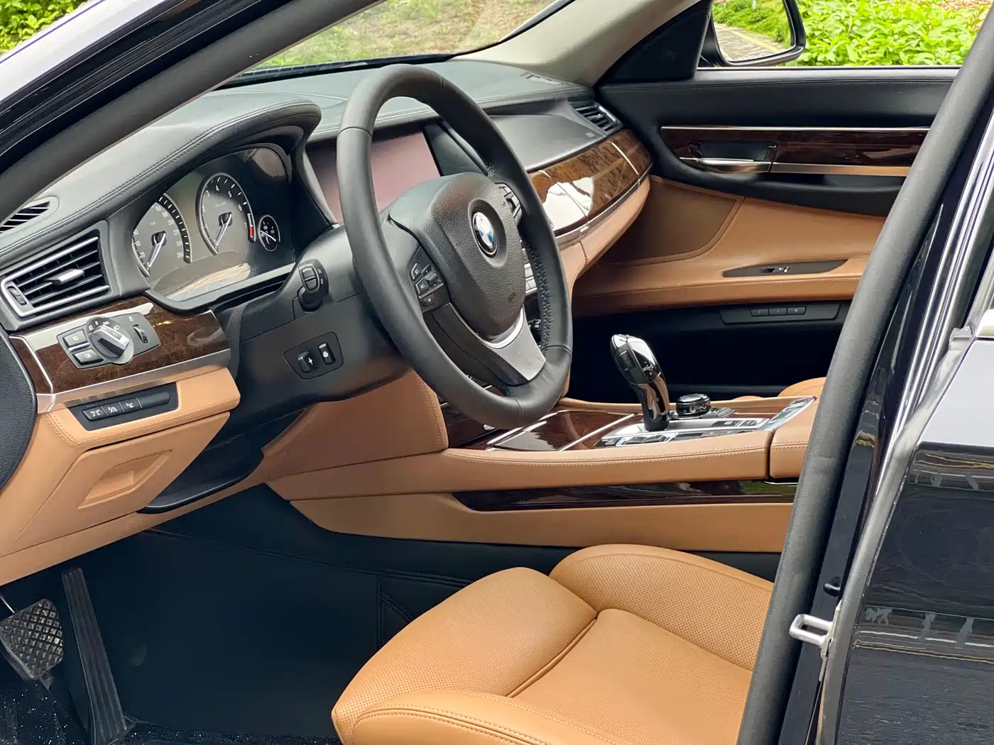 BMW 7 Series 2012 760Li 25th Anniversary Limited Edition фото 7