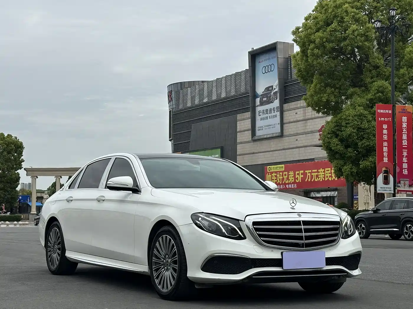 Mercedes-Benz E-Class 2017 E 300 L Sport Luxury фото 3