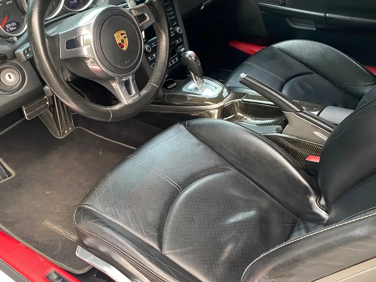 Porsche Cayman 2012 Cayman R 3.4L фото 5