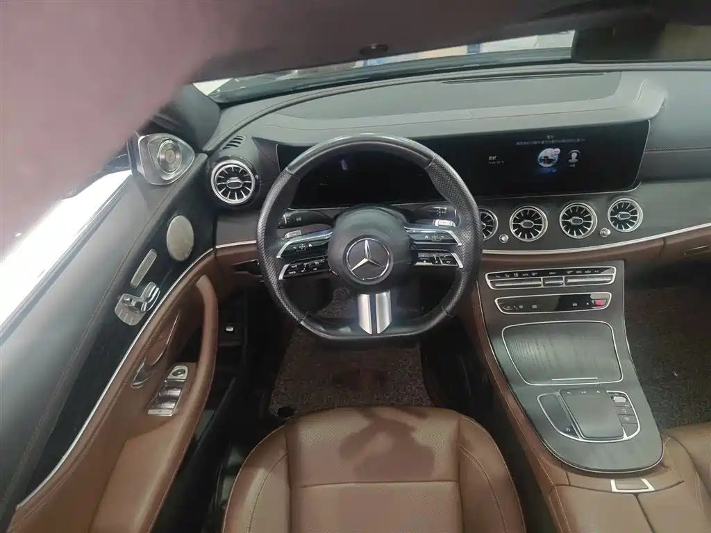 Mercedes-Benz E-Class 2023 Facelift E 300 L Sport Luxury фото 17