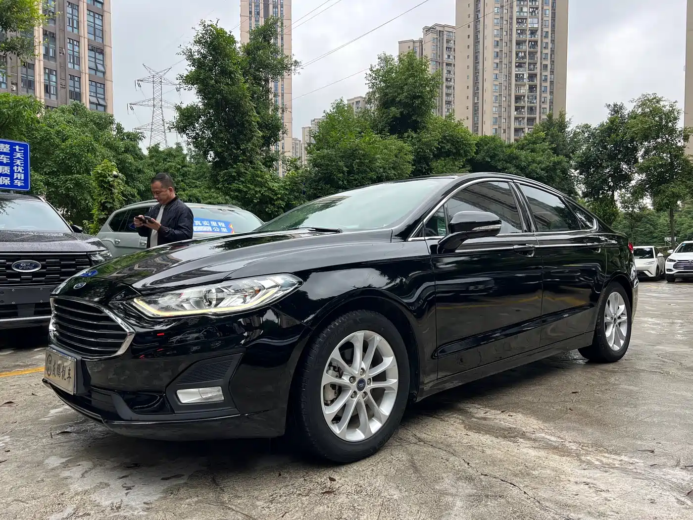 FORD MONDEO
