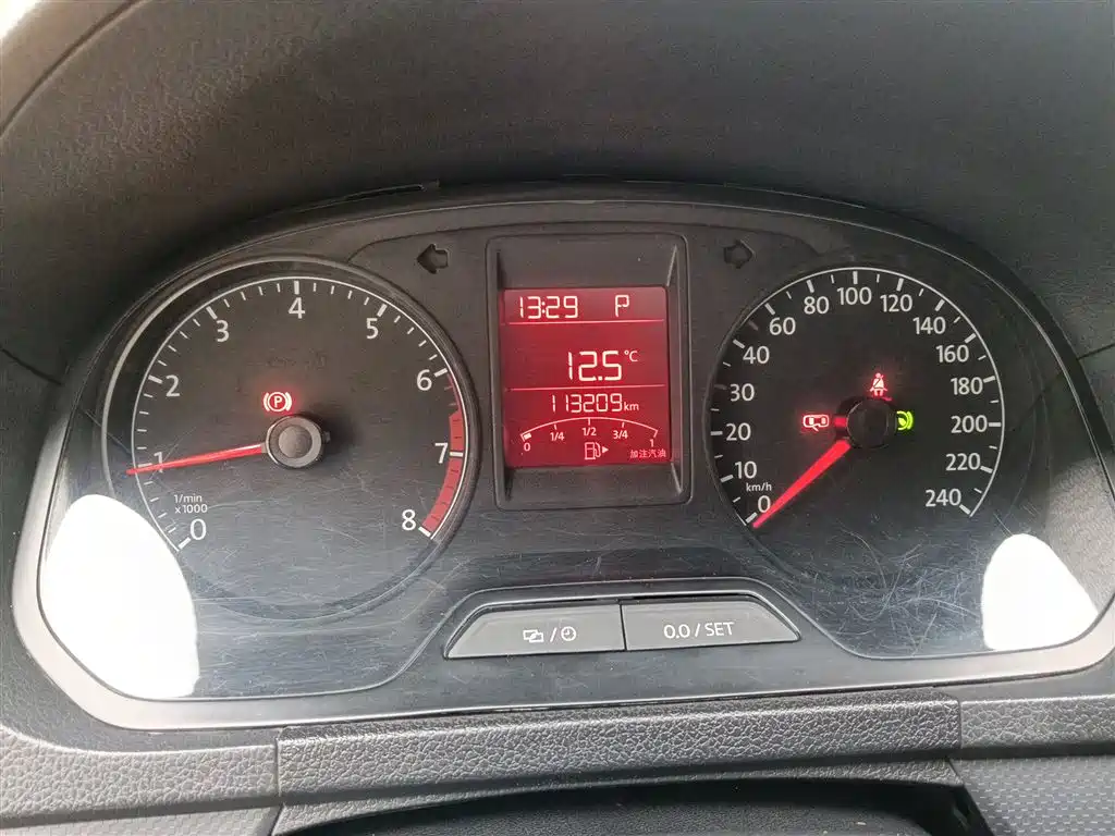 Volkswagen Jetta 2015 Value Edition 1.6L Automatic Fashion фото 8