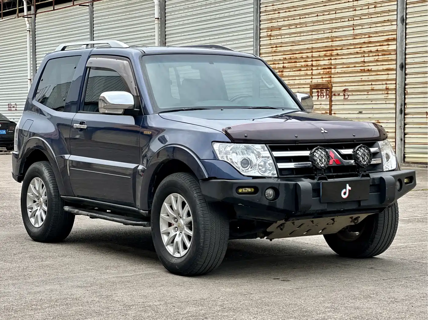 Mitsubishi Pajero (Import) 2008 3.8 3-door GLS Cool Edition фото 3