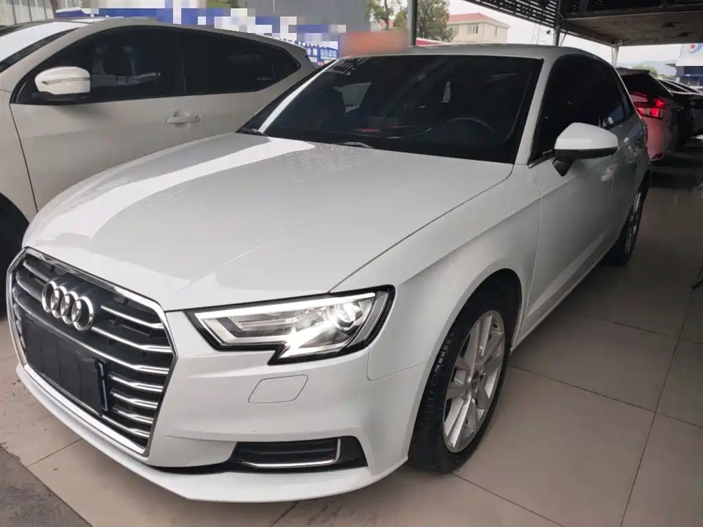 Audi A3 2019 Sportback 35 TFSI Progressive China V фото 2