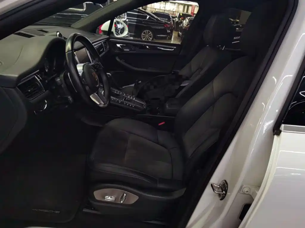 Porsche Macan 2017 Macan S 3.0T фото 15