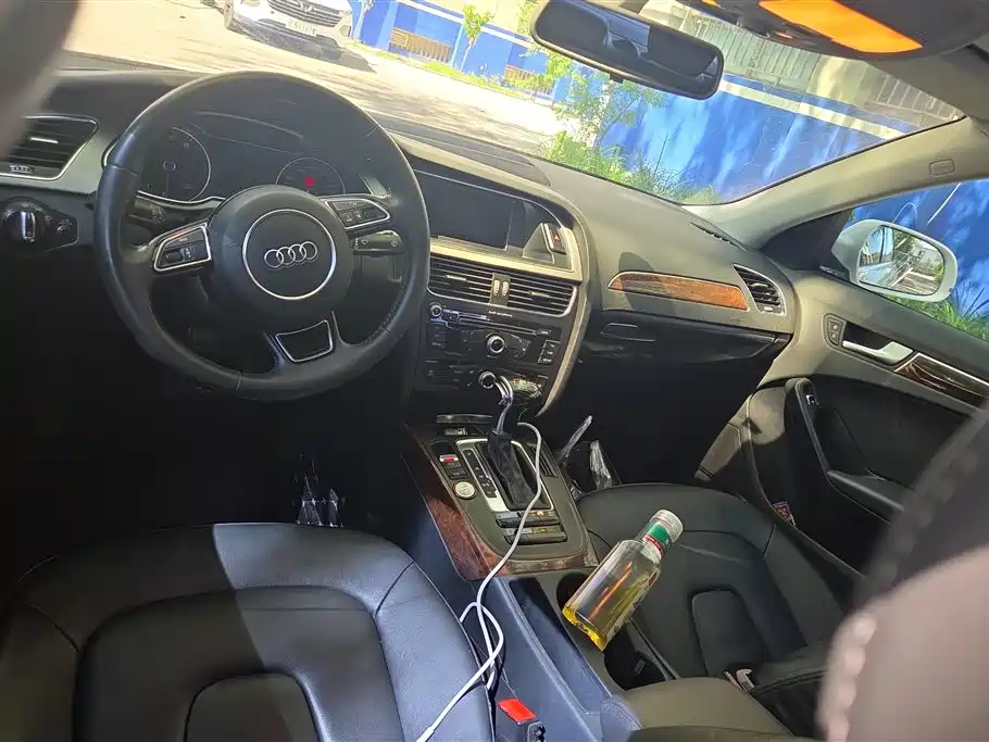 Audi A4L 2013 35 TFSI Automatic Comfort фото 12
