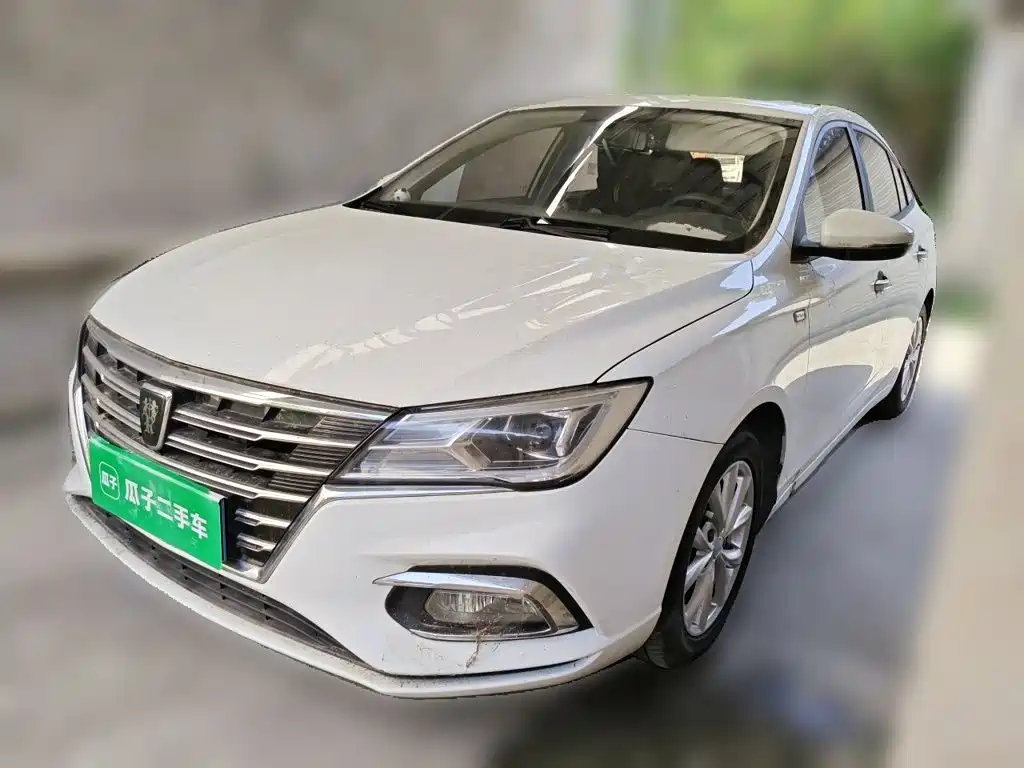 Roewe i5 2019 1.5L Auto 4G-Connected Langyue Edition