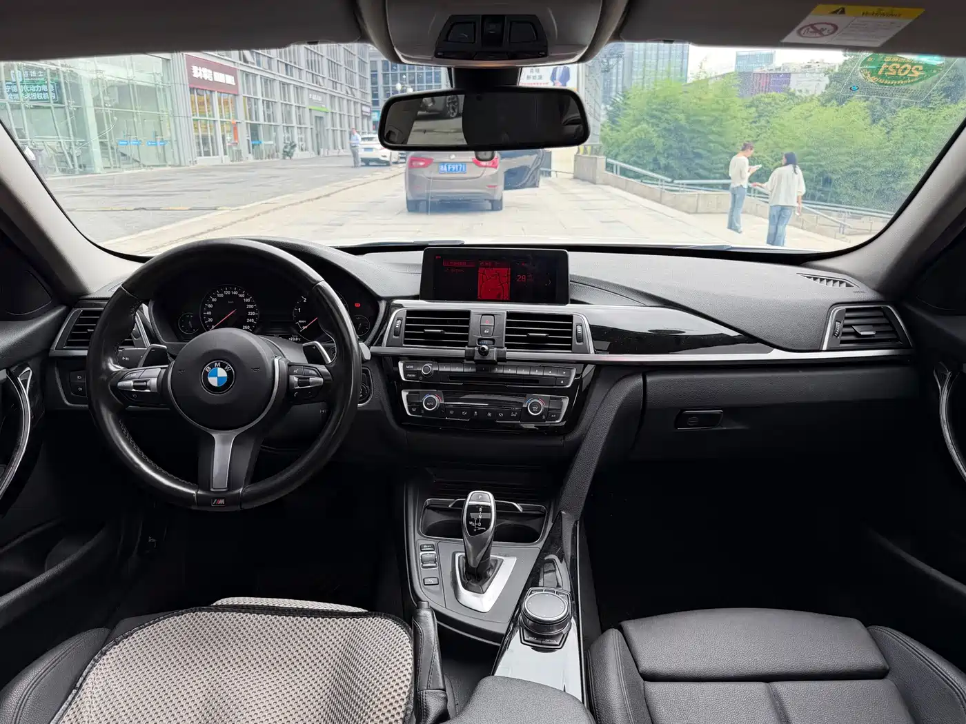 BMW 3 Series 2018 320Li Leading M Sport Package фото 12
