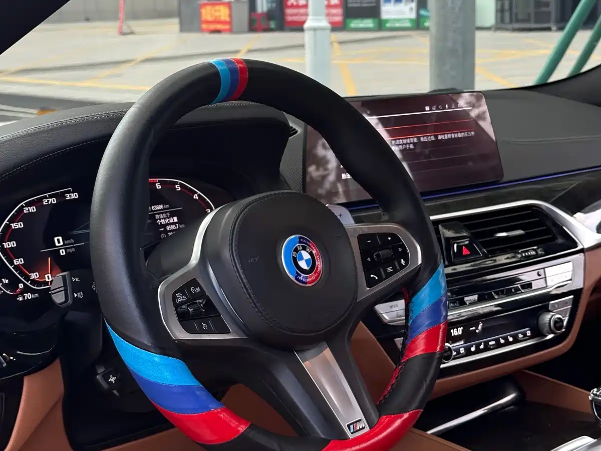 BMW 5 Series 2020 530Li Exclusive M Sport Package фото 5