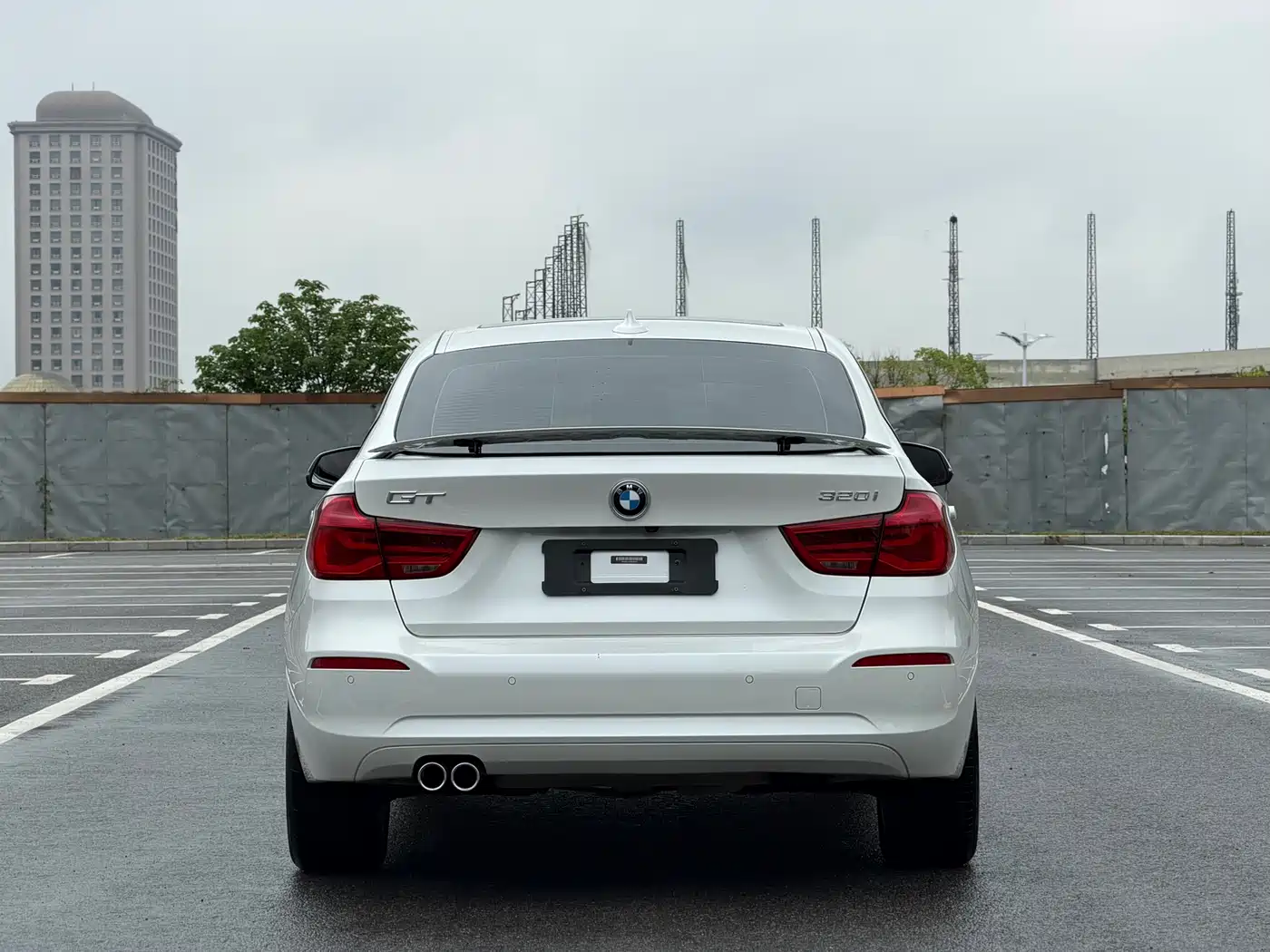 BMW 3 Series GT 2018 320i Fashion фото 6