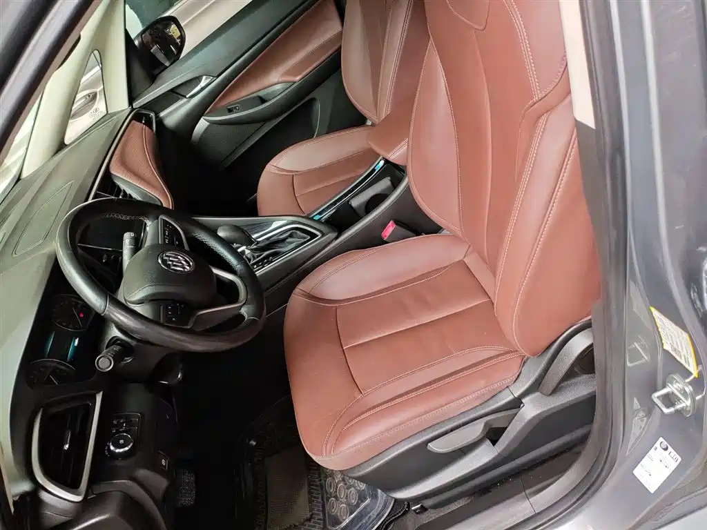 Buick GL6 2018 18T 6-Seater Luxury фото 15
