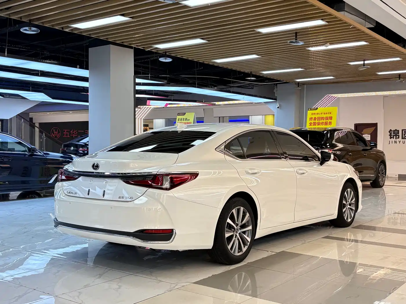 Lexus ES 2020 200 Excellence фото 5