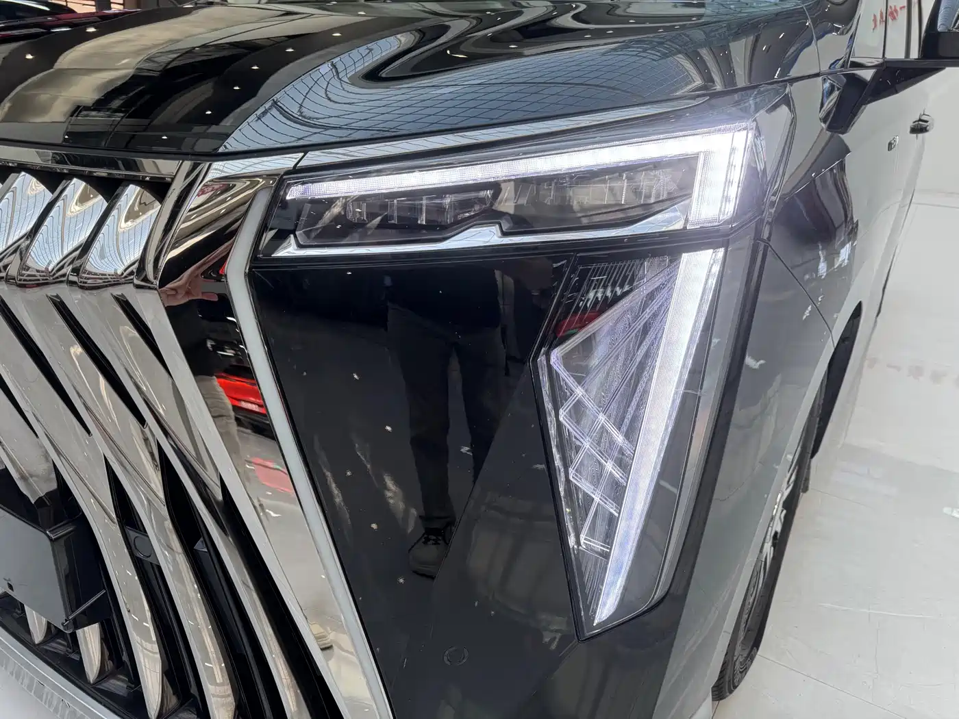 GAC Trumpchi Trumpchi E9 2024 E9 Champion Edition фото 12