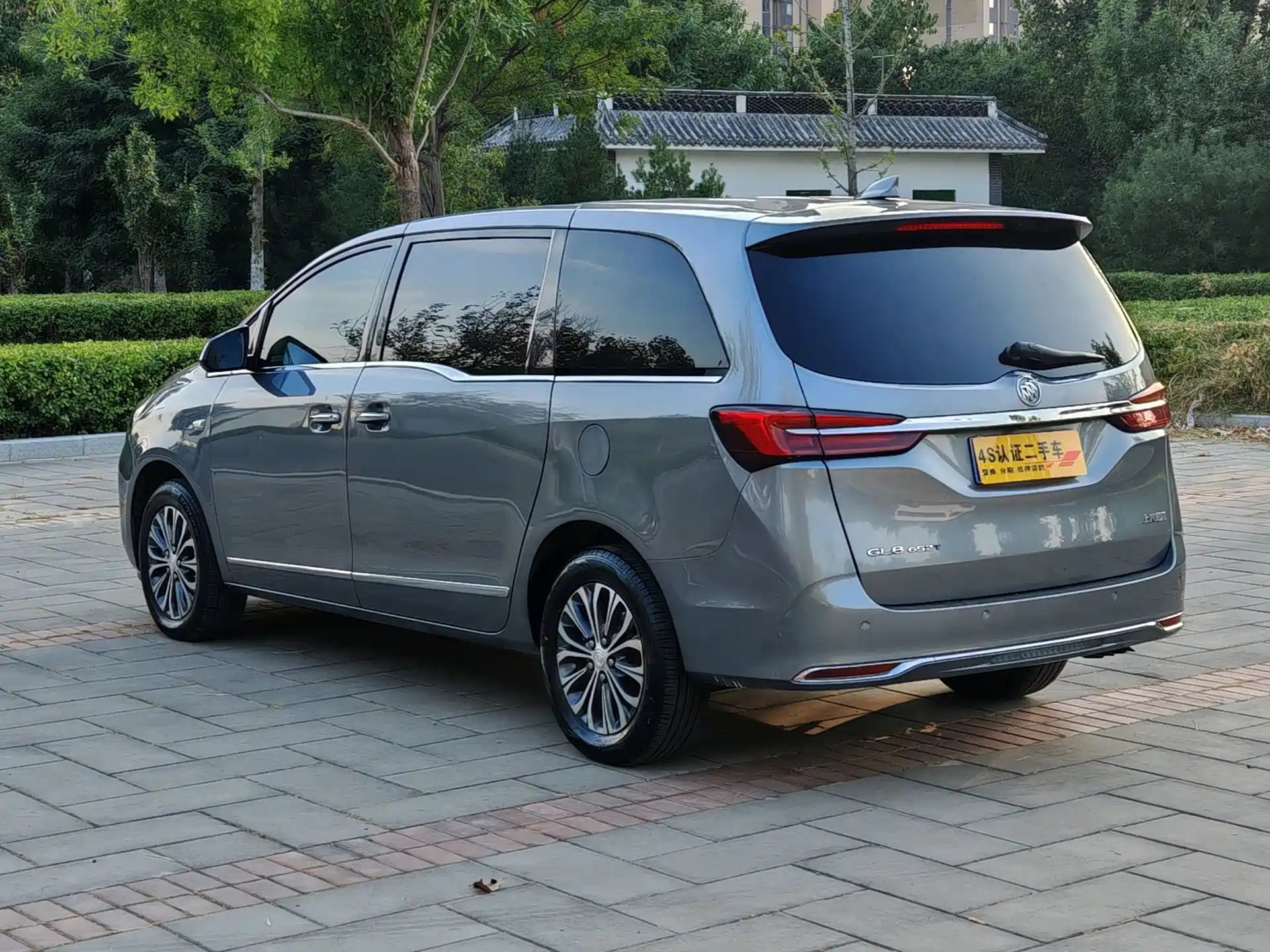 Фото 6 - Buick GL8