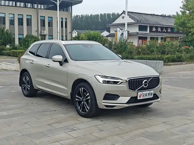 Volvo XC60 2019 T5 4WD Intelligent Distance China VI — фото 3