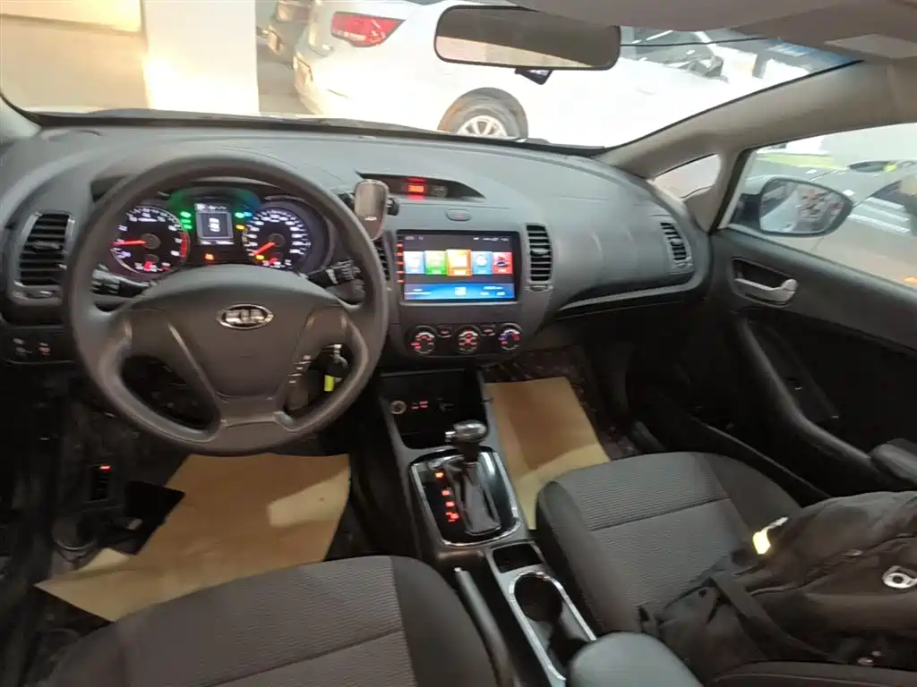 Kia K3 2016 1.6L Automatic GL фото 13