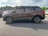 Фото 7 - Baojun 560