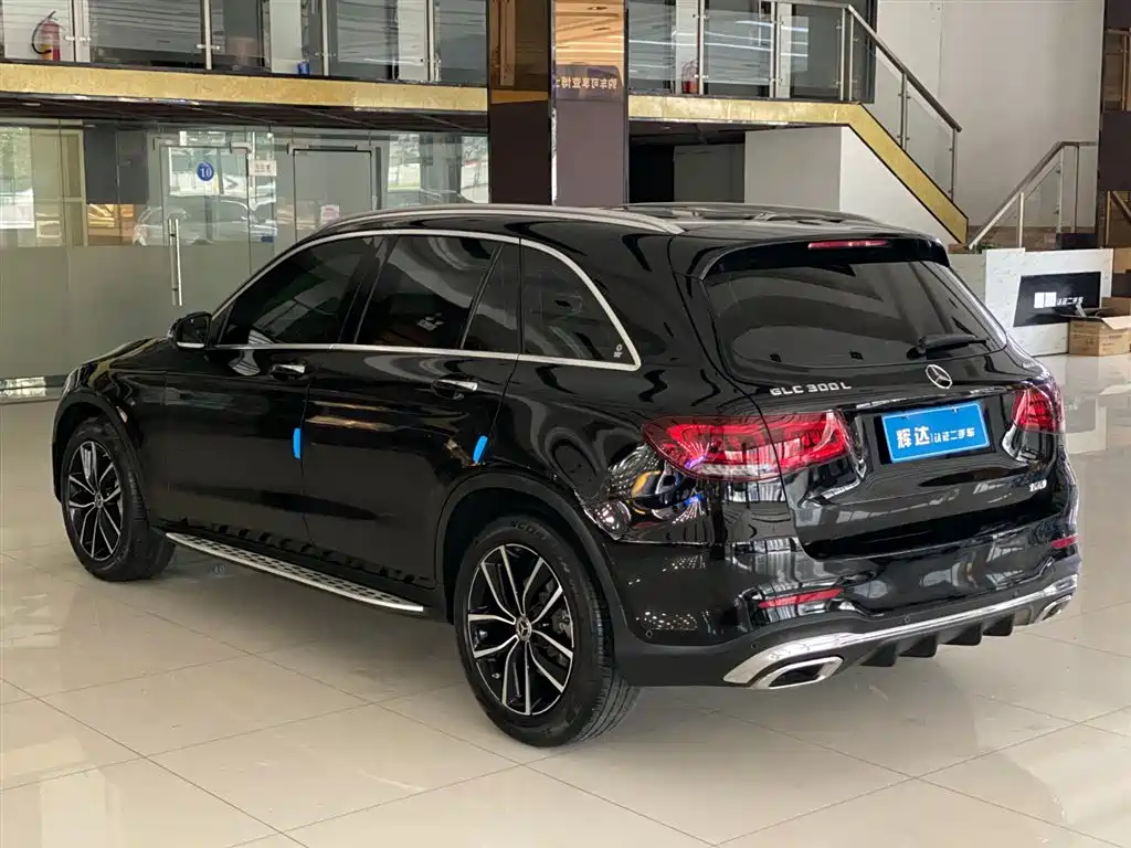 Mercedes-Benz GLC 2022 Model GLC 300 L 4MATIC Dynamic Edition фото 5