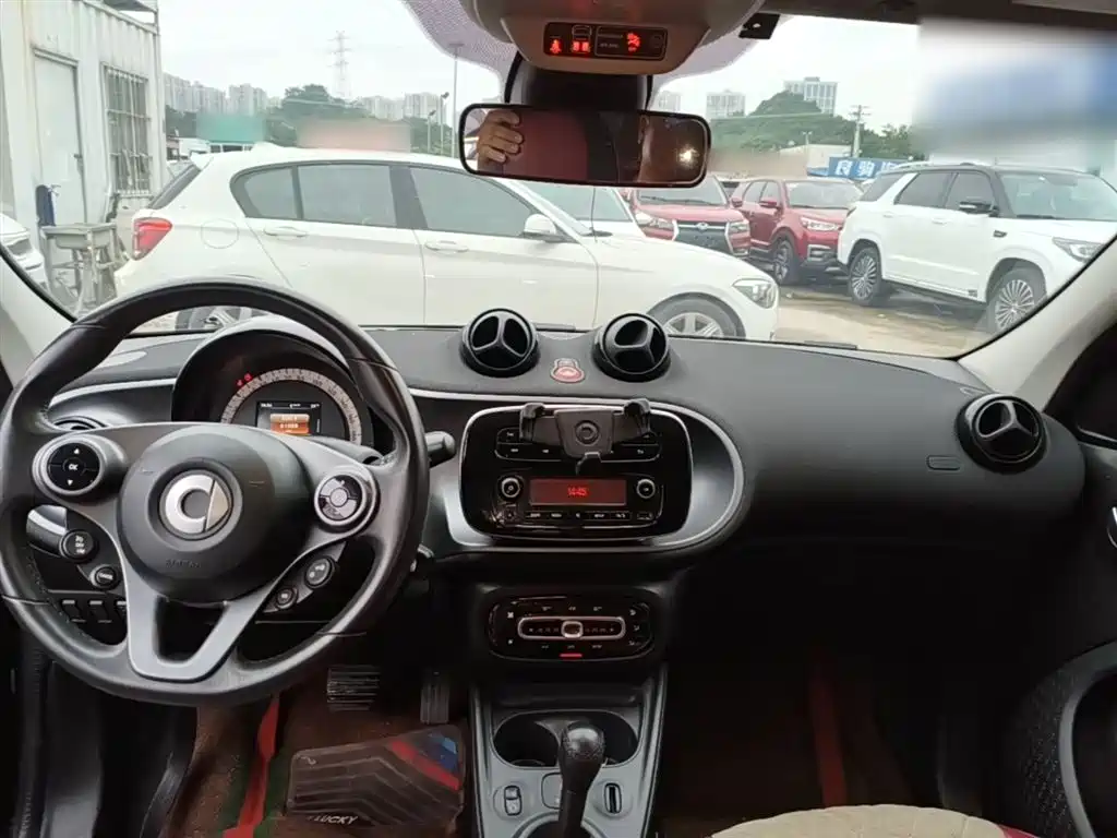 smart forfour 2017 2016 1.0L 52kW Passion Edition